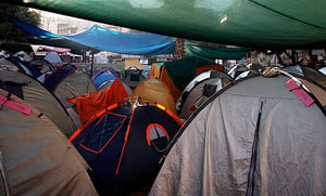 ביום כיפור בחברון: מאות אוהלים עבור המתפללים
