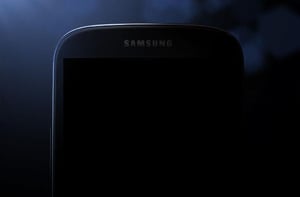 צפו בוידאו: Samsung Galaxy S-4 ממשיך להיחשף