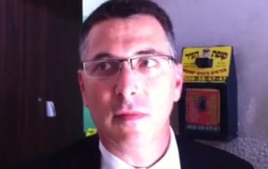 שר הפנים גדעון סער ביקר בפוניבז' ונועד עם הגראי"ל