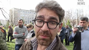 העיתונאי החטוף סיימון אוסטרובסקי