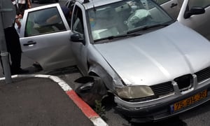 אחד הרכבים בתאונה