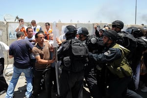 חיילים בעימותים עם פלסטינים