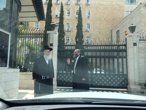 ליצמן וגפני ביציאה מלשכת נתניהו, הבוקר