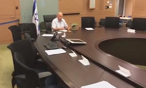 צפו: ניסן סלומינסקי לועג לחוק מע"מ אפס