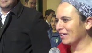 האם הודיעה למתפללים בהתרגשות: "איילה התעוררה" • צפו