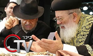 הרב עמאר לצד הרב מאזוז: 'אשרי הדור שהרב שרוי בו'