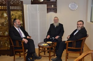 ממתינים לשיחה מלשכת רוה"מ. גפני, ליצמן ודרעי