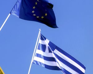 היום: היוונים יצביעו במשאל העם אם להתנתק מגוש האירו