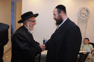 הטוען הרבני קיבל "עורך דין" וחגג • גלריה