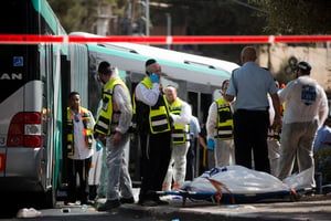 תיעוד מדמם: זירות פיגועי הטרור הרצחניים בירושלים וברעננה