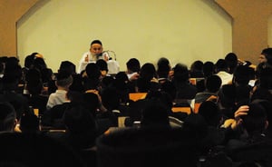 הקלטה נדירה: ההספד של הגרד"צ קרלנשטיין על אשתו פסיה ע"ה