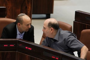 בבית היהודי ובליכוד תוקפים את יעלון: "אטימות, שערורייה"