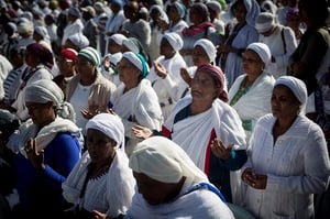 מאות נשים אתיופיות בחג הסיגד. למצולמות אין קשר לנאמר בכתבה