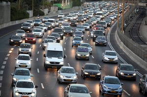 מאות אלפים בדרך למירון: הכבישים פקוקים