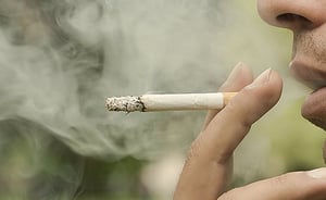 ירידה: רק 15 אחוזים מהישראלים - מעשנים