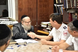 פגישת מנכ"ל דמא אלי בין עם הרב גרוסמן באלעד