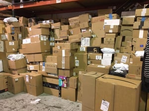 בלאק פריידיי: 300 טון חבילות הגיעו מחו"ל