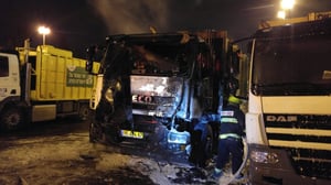 2 משאיות אשפה של עיריית ירושלים עלו באש