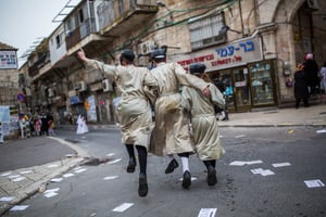 אברומי קאליש וטולי בריל במחרוזת פורים