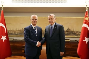 ארדואן וחמדאללה בפגישה באיסטנבול