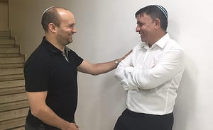 גבאי: "ישראל היא הבית השלישי"; בנט: "לאחד את הארץ"