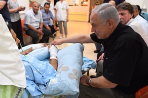 ראש הממשלה בבית החולים