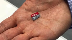 נשבר השיא: כרטיס זיכרון SD עם 400 GB