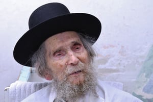 מצבו של מרן הגראי"ל שטיינמן - יציב וללא שינוי