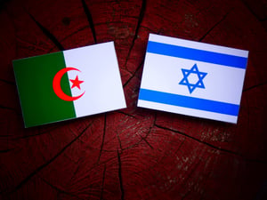 דגלי ישראל ואלג'יריה