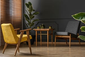 באנו לעזור: איך לשקם רהיטי עץ בעזרת מוצר שיש לכולנו במזווה