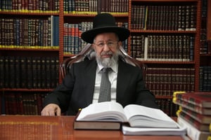 פינתו של הראב"ד הגר"ב שרגא: מותר לשלם לבנות בעד וויתור בירושה?