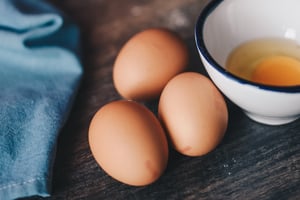 כך תדעו אם הביצים שיש לכם במקרר עדיין טובות לשימוש