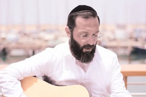 אבישי בדין בסינגל בכורה: "סך הכל"