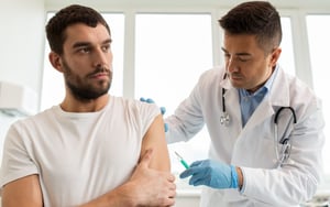 "חיסון" חדש לסרטן נראה מבטיח בניסוי קליני