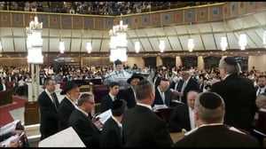 סליחות ראשונות: צבי וייס ומקהלת בית הכנסת הגדול