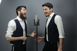 להקת 'רוג'רס פארק' החב"דית בסינגל חנוכה -  Oh Hanukkah
