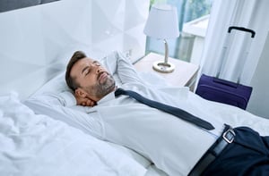 מחקר: שינה אחר הצהריים מגבירה את הסיכון לשבץ מוחי