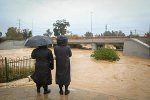 תחזית מזג האוויר: הגשם יתחזק - ויתפשט