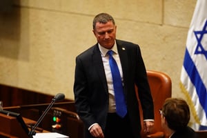 אדלשטיין יורד מדוכן יו"ר הכנסת, בשובע שעבר