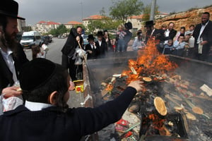 שריפת החמץ בירושלים: באופן מרכזי בלבד
