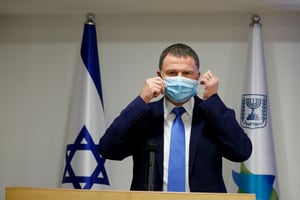 אדלשטיין: אם לא יתנו לי ארגז כלים, אאלץ להטיל סגר כללי