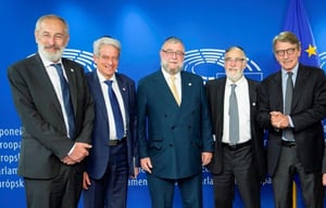 חברי ועידת רבני אירופה עם נשיא הפרלמנט