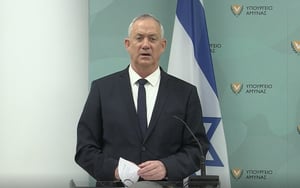 בני גנץ: "כוחותינו בכוננות מעבר לגבולותינו"