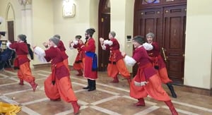 צפו: הרקדנים האוקראינים בחתונה בחרקוב