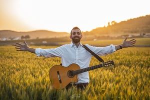 אליהו חייט בסינגל קליפ חדש: "חסדו"