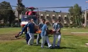 נחיתת המסוק והדהירה עם האלונקות: הפצועים מגיעים לבית החולים