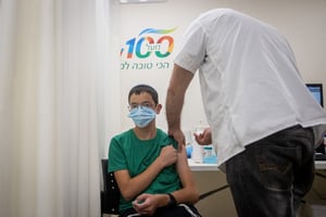 בנט הזהיר: "נשקול החזרת חלק ממגבלות התו הירוק"