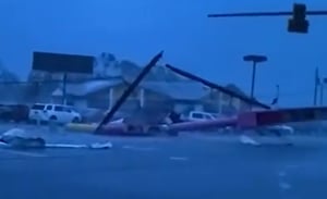 נזקים אדירים: הוריקן 'איידה' היכה בלואיזיאנה