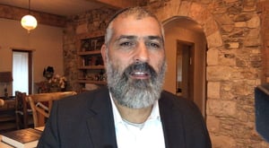 צבי יחזקאלי בפינה על פרשת וילך • צפו