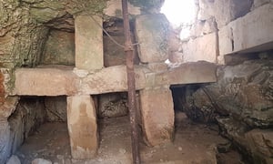 הקברים מתקופת החשמונאים בכביש 443
